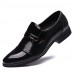 Men's Spring / Summer / Fall / Winter Comfort / Round Toe / Closed Toe Calf Hair Office & Career / Casual Flat Heel Black / Brown  