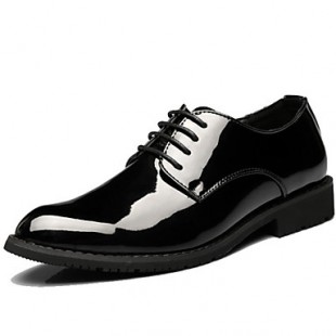 Men's Shoes Wedding / Office & Career / Party & Evening / Dress / Casual Patent Leather Oxfords Black  